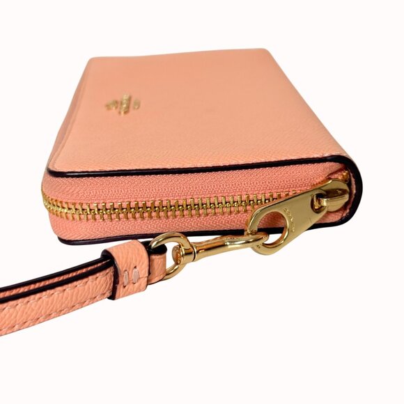 Coach Peach Leather Wristlet Wallet With Gold Hardware Zip Around Closure - Picture 7 of 16